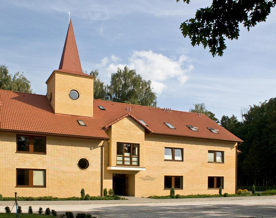 Uroczysko Porszewice - Ośrodek Konferencyjno-Rekolekcyjny Archidiecezji Łódzkiej Pabianice Exterior foto